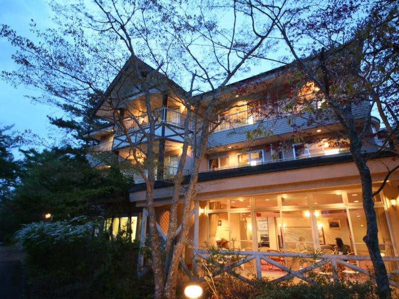 Hotel Sansuiso Yamanakako Bagian luar foto